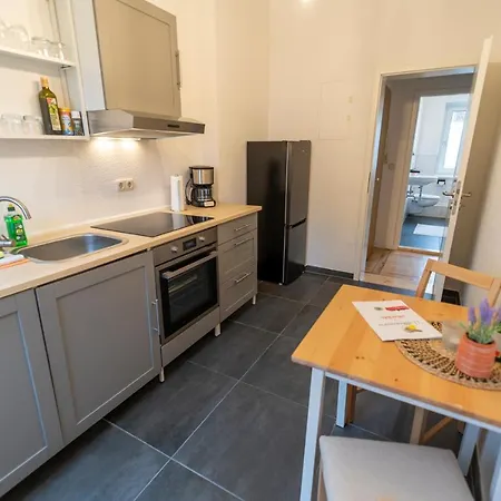 Rr - Awesome 46qm - Kitchen - Wifi Apartment